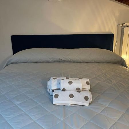 Accademia Love Apartment Bergamo Bagian luar foto