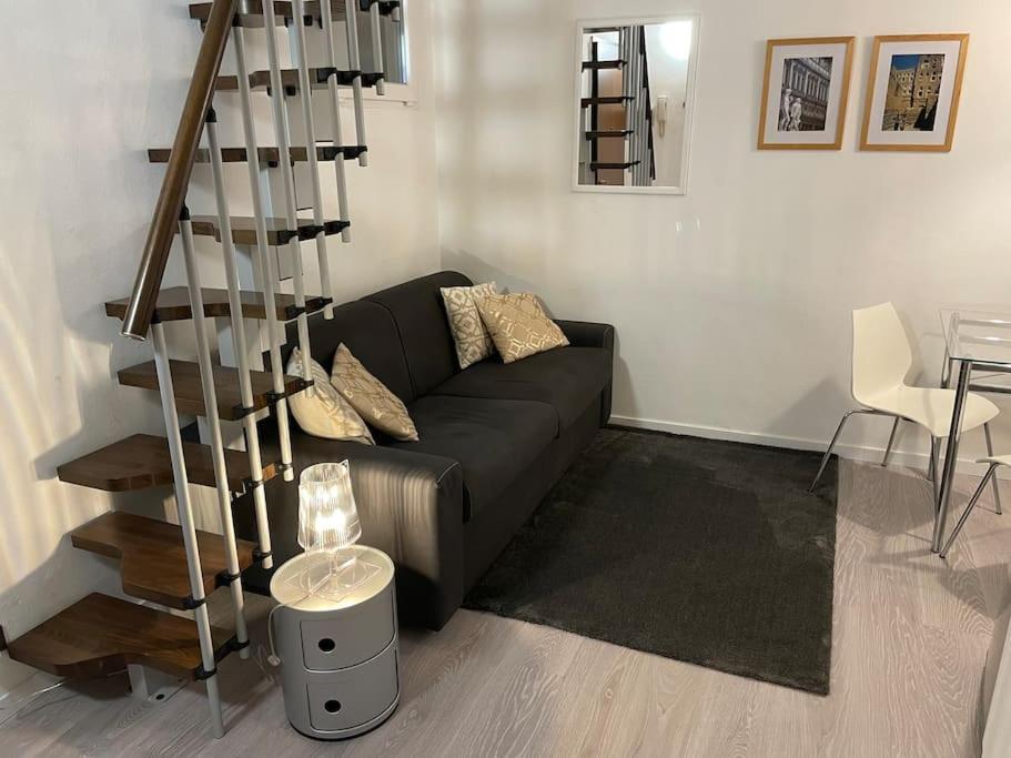 Accademia Love Apartment Bergamo Bagian luar foto
