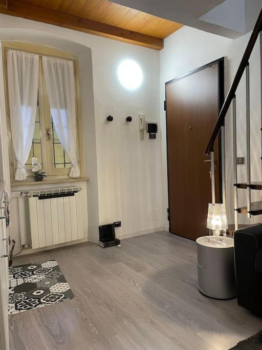 Accademia Love Apartment Bergamo Bagian luar foto